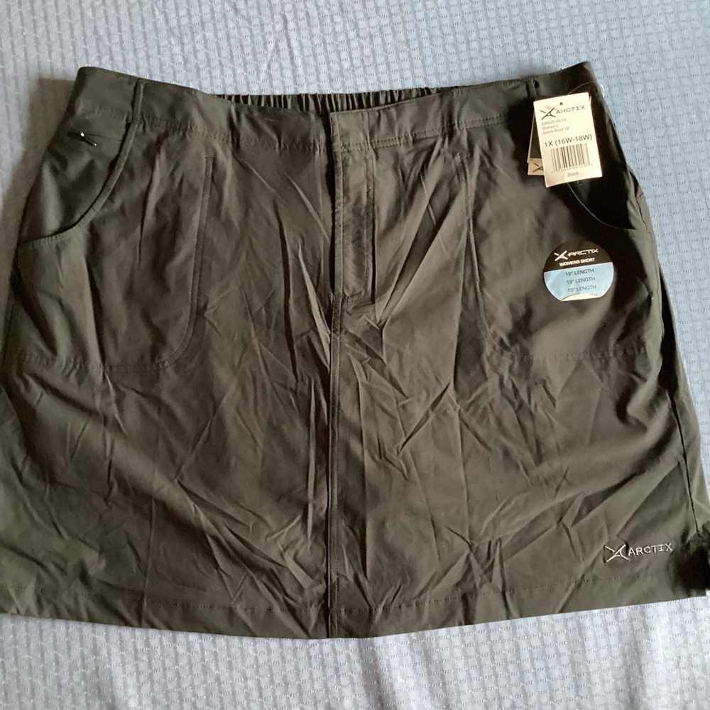 Women’s NWT Arctic Active Skort Sz 1x (16W-18W) Jet Black    #13